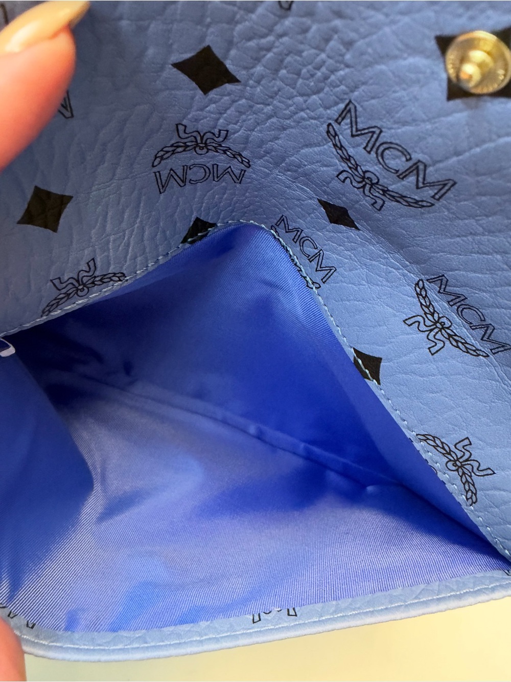 MCM Blue Visetos Envelope Clutch with Black Logo Print - Picture 3 of 6